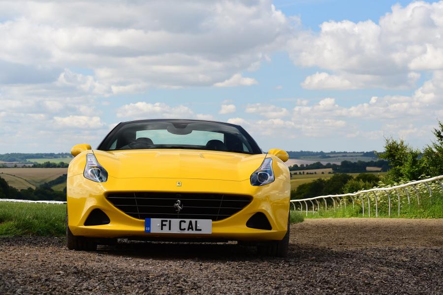  Ferrari California T HS 2016 года  (UK) (фото 7 из 11)